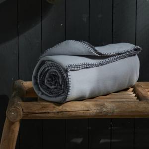 Plaid polaire uni  125x150cm Gris