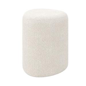 Pouf triangulaire en tissu bouclé beige