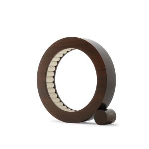 Range-bagues en bois brun