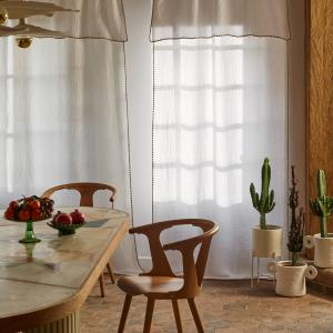 Rideau en Gaze de lin coton et finitions point coquillage B…