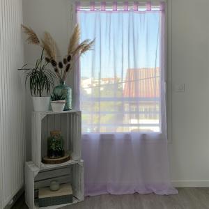 Rideau uni à passants polyester violet parme 140 x 240 cm