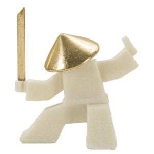 Samurai en résine beige et doré 17x7,5x18,5  cm
