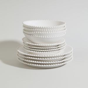 Service de table 12 pièces en faïence perlée blanche