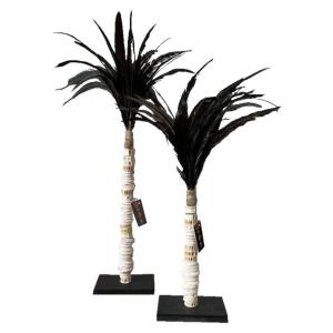 Statue en coquillages et plumes H 45 cm