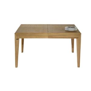 Table carrée en chêne 8 couverts teinte claire