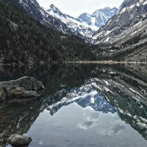 Tableau sur toile lac de Gaube 45x45