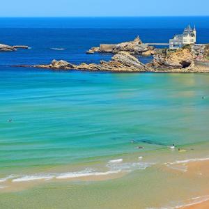 Tableau sur toile lagon Biarritz 90x90