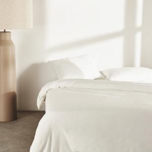 Taie d'oreiller en coton écru 63x63