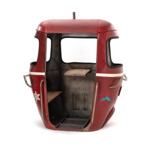 Télécabine Vintage 175 cm rouge bordeaux en métal