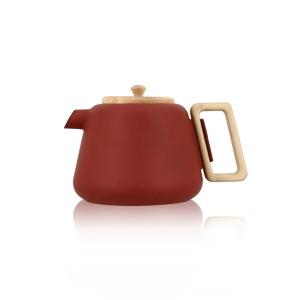 Théière en fonte rouge avec couvercle en bois 500ml