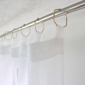 Voilage blanc effet lin avec anneaux dorés 140 x 240 cm